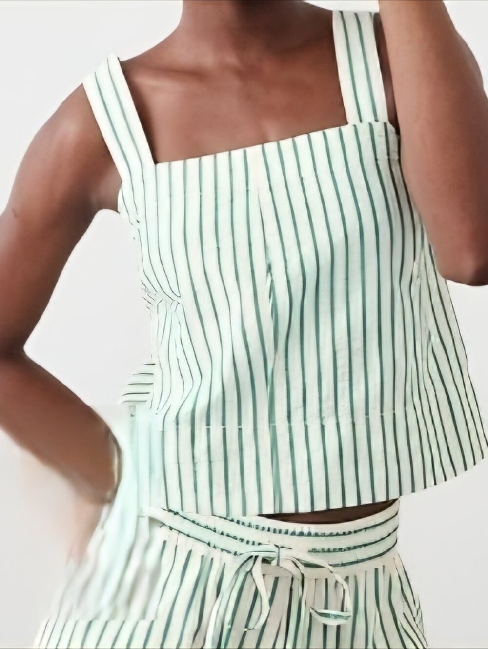 Banana Republic Seersucker Boxy TopstichTank Top Striped
